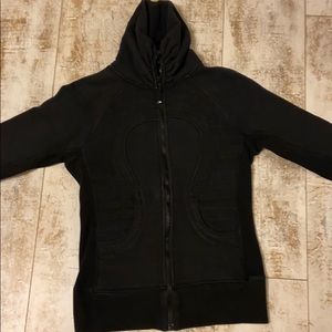 Black jacket with high collar/size 4/Lululemon